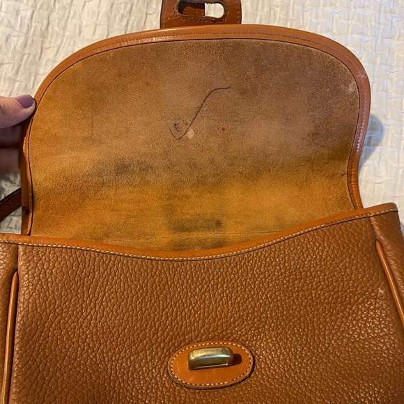 Vintage Dooney & Bourke Essex Crossbody Saddle Bag Leather Tan Brown - Picture 8 of 11